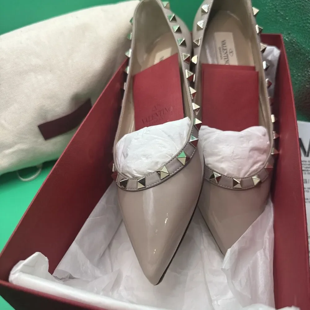 Valentino Garavani Rockstud Ballet Flats EU 37/ US 7  Poudre (Full Inclusion)
